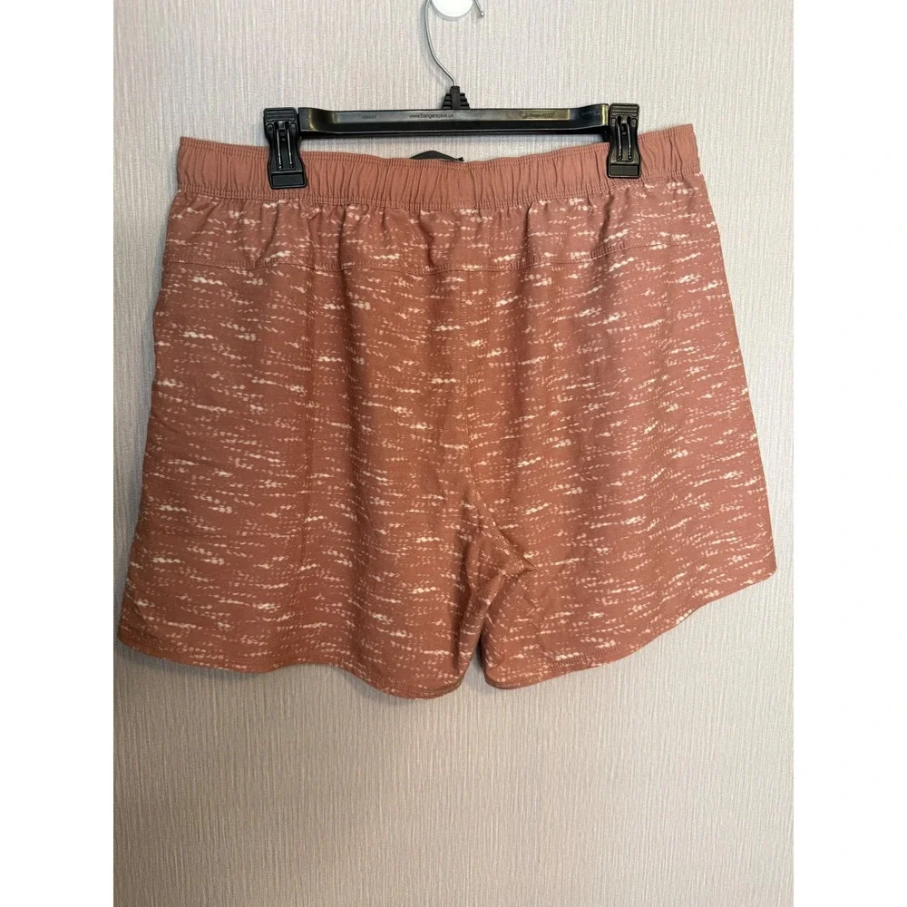 Vuori Men's Cape Shorts Unlined Inseam 6